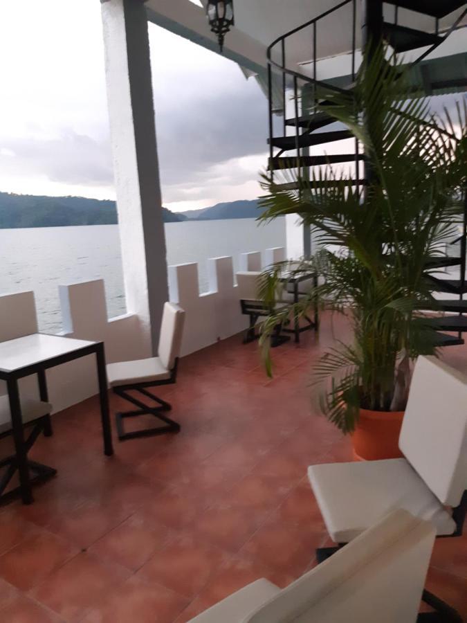 Vista Castillo Hotel Golfito Eksteriør bilde